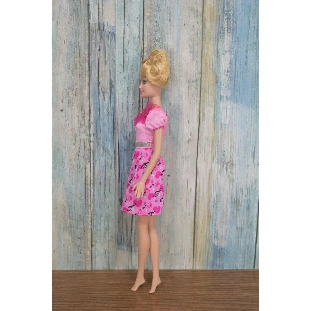 Barbie Doll Blonde Hair Updo Blue Eyes Pink Dress Ruffle Top Hearts Music Outfit